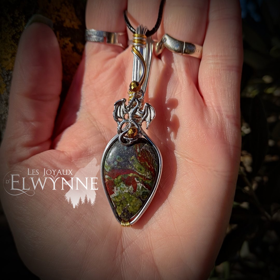 Collier pierre naturelle Dragon Blood
