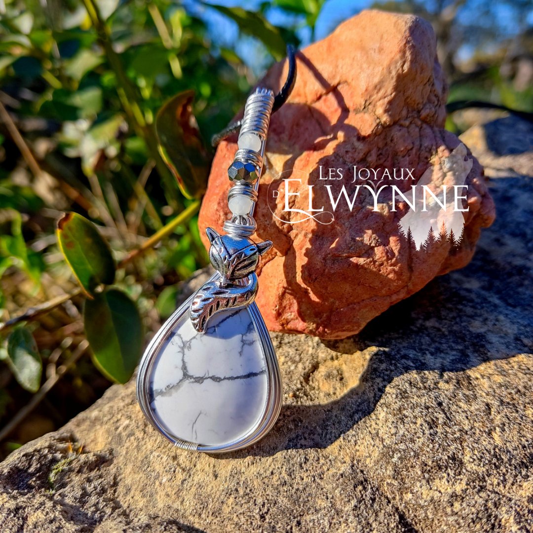 Collier pierre naturelle Howlite