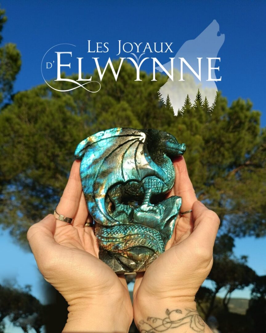 Dragon en labradorite