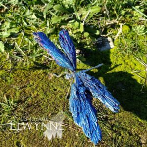 Libellule en tourmaline colorée 1