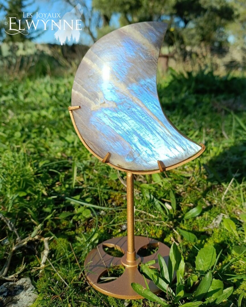 Lune en pierre de lune et pierre de soleil