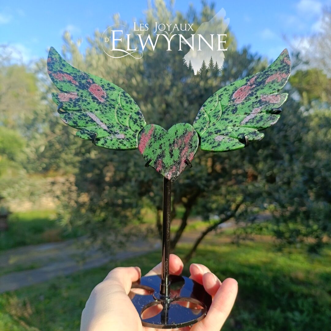 Cœur Ailé en Rubis Zoïzite – Image 2