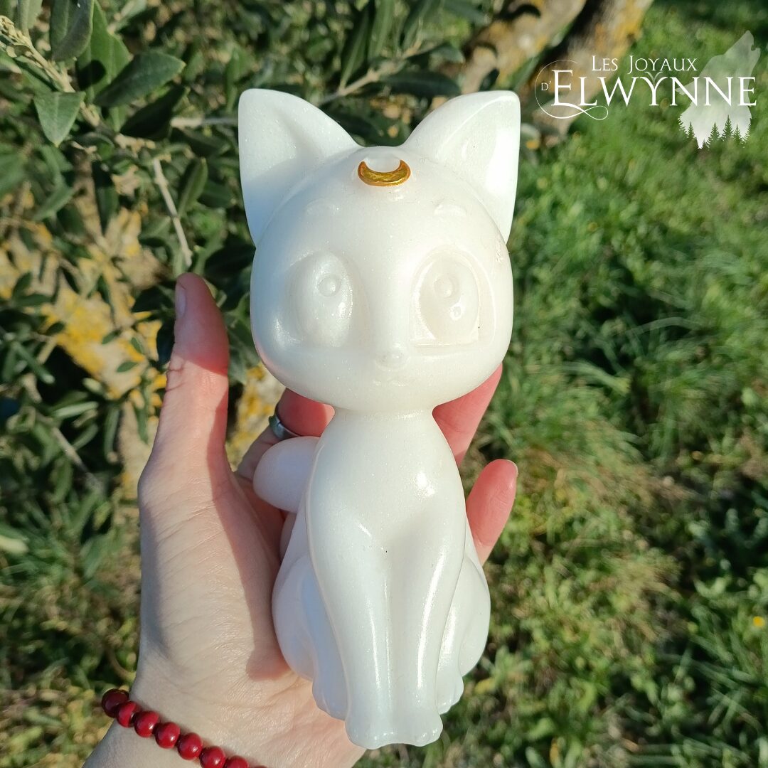 Grand chat en Jade Blanc – Image 2