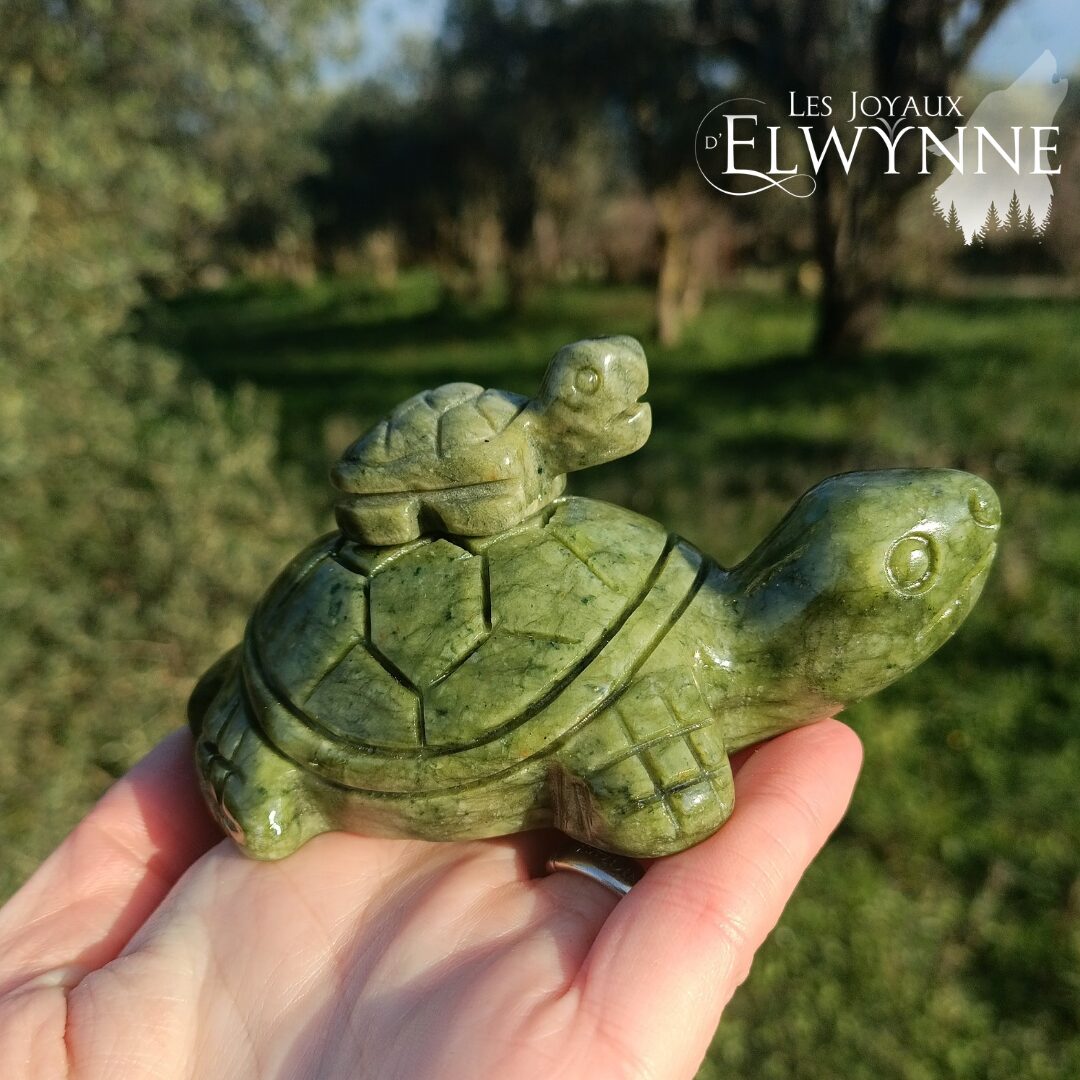 Tortue avec son bébé en Jade Vert – Image 2