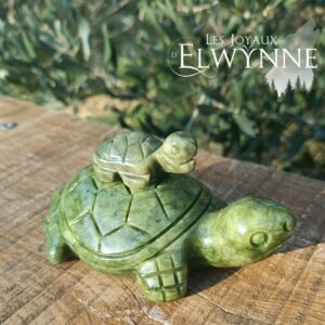 Tortue avec son bébé en Jade Vert