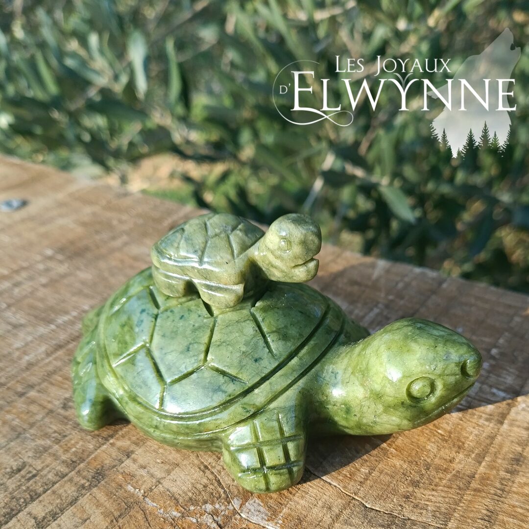 Tortue avec son bébé en Jade Vert