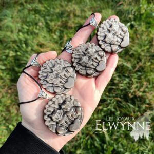 Pendentif Renard (Kitsune) en Obsidienne argentée