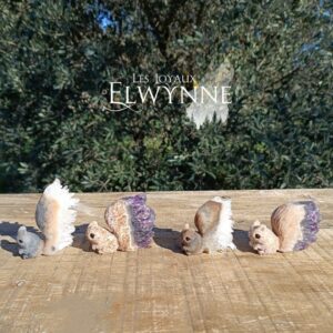 Écureuil en Améthyste où Quartz Blanc