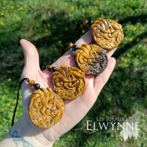 Pendentif Kitsune (Renard) en Oeil du tigre