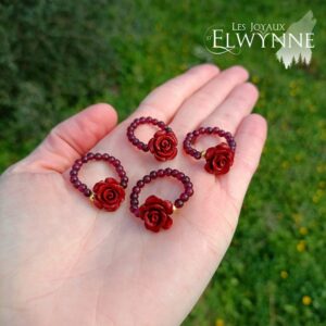 Bague fleur en Cinabre et perles en Grenat