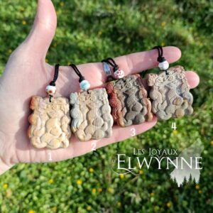 Pendentif Kitsune (Renard) en Agate Alashan