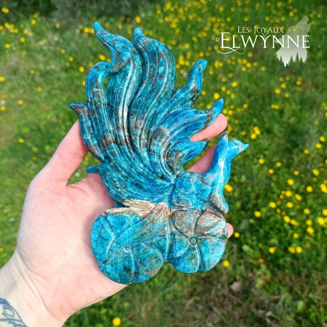 Kitsune (Renard) en Apatite sur socle – Image 2