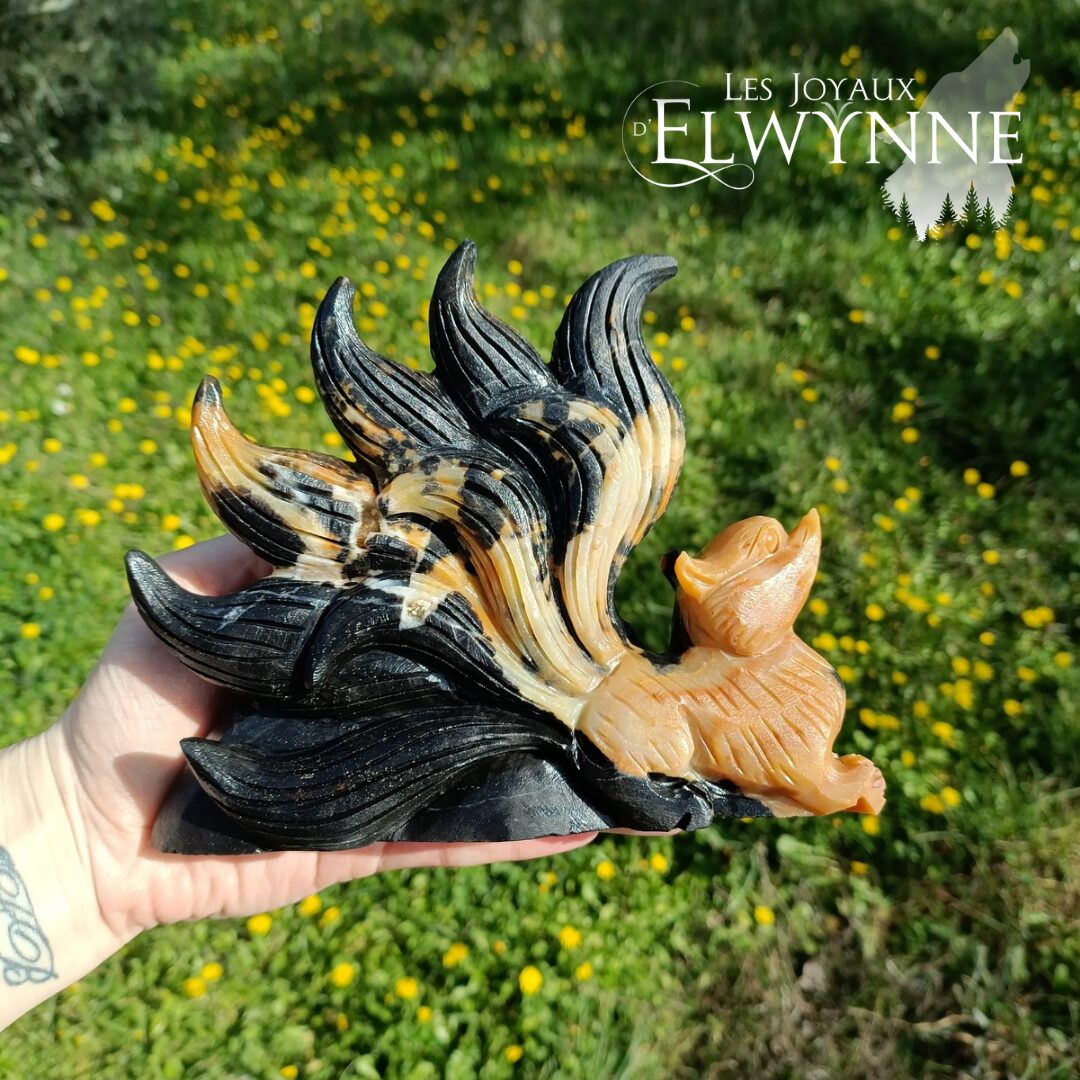 Kitsune (Renard) en Calcite des Caraïbes – Image 2