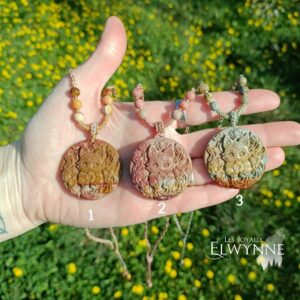 Pendentif Kitsune (Renard) en Agate Alashan