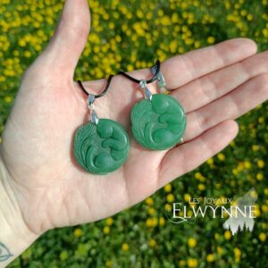 Pendentif Kitsune (Renard) en Aventurine verte