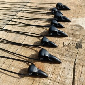 Pendentif crâne de corbeau en Obsidienne noire