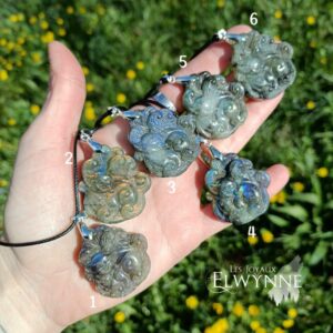 Pendentif Kitsune (Renard) en Labradorite