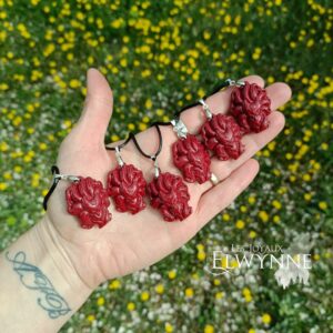 Pendentif Kitsune (Renard) en Cinabre