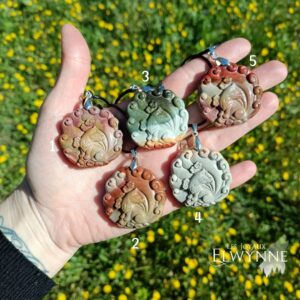 Pendentif Kitsune (Renard) en Agate Alashan