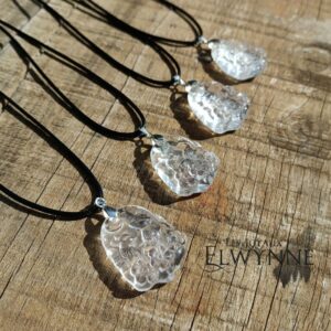 Pendentif Kitsune (Renard) en Quartz Blanc