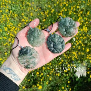 Pendentif Kitsune (Renard) en Quartz Jardin