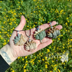 Pendentif Kitsune (Renard) en Agate Alashan