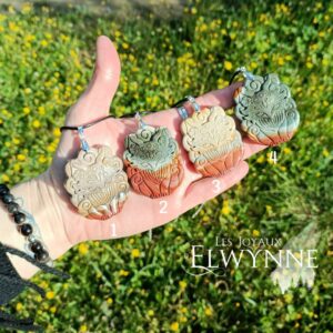 Pendentif Kitsune (Renard) en Agate Alashan