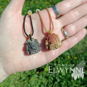 Pendentif femme cœur en Agate Alashan