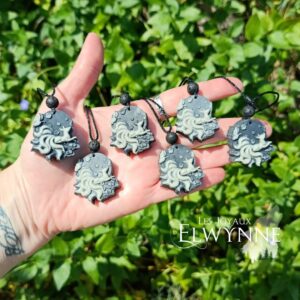 Pendentif Kitsune Céleste (Renard) en Jaspe Tai Chi et sa perle en Pierre de Lave