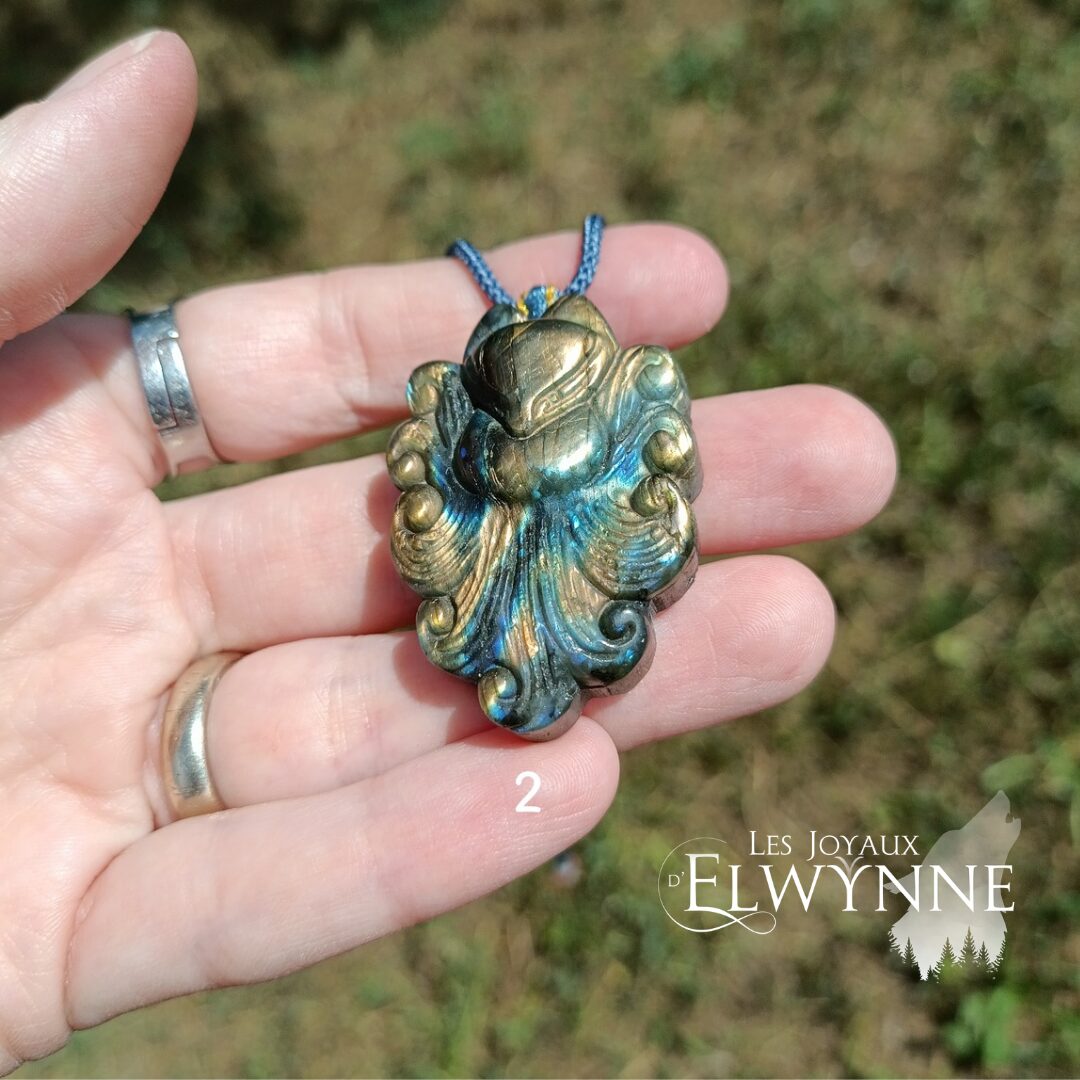 Pendentif Kitsune (Renard) en Labradorite – Image 5