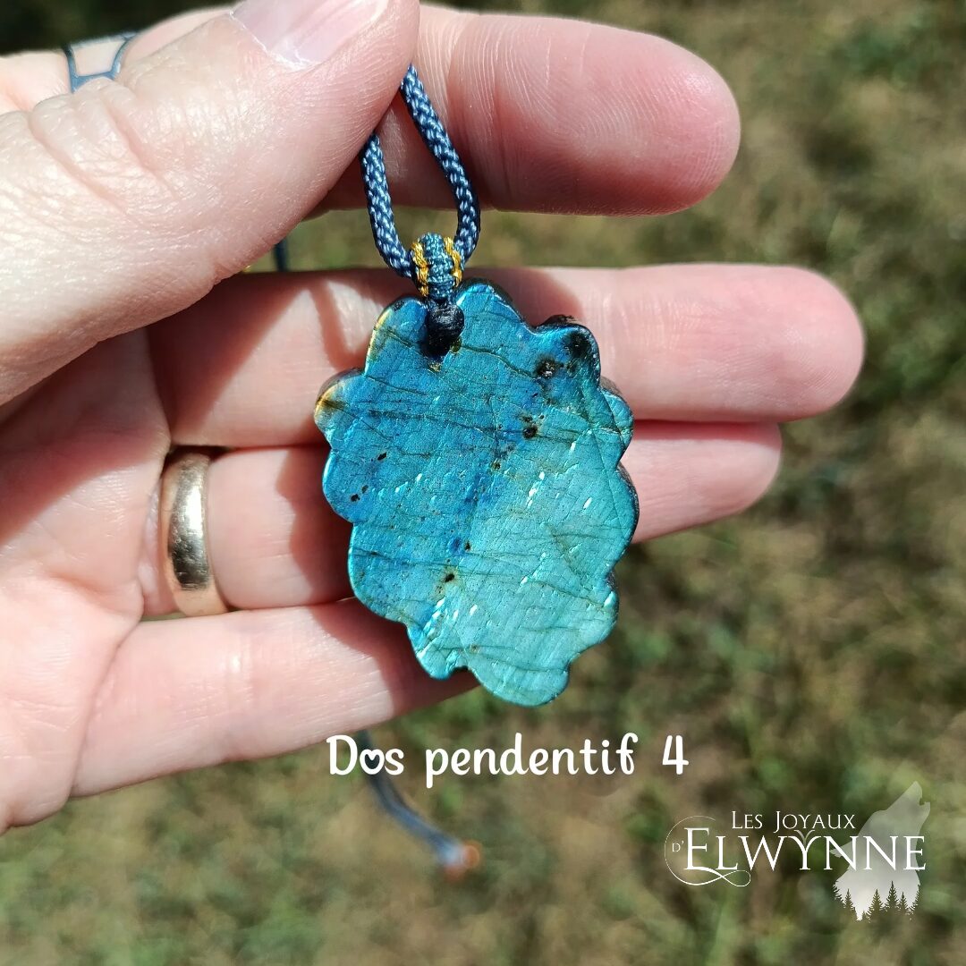 Pendentif Kitsune (Renard) en Labradorite – Image 10