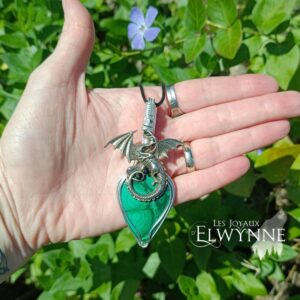 Pendentif Dragon avec sa malachite
