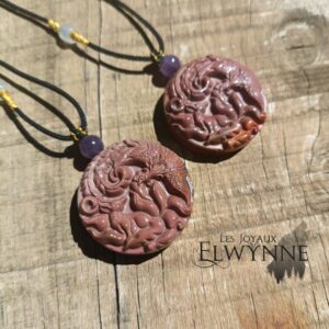 Pendentif Kitsune et Phénix en Agate Alashan et sa perle en Améthyste