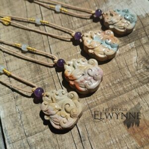 Pendentif Kitsune en Agate Alashan et sa perle en Améthyste