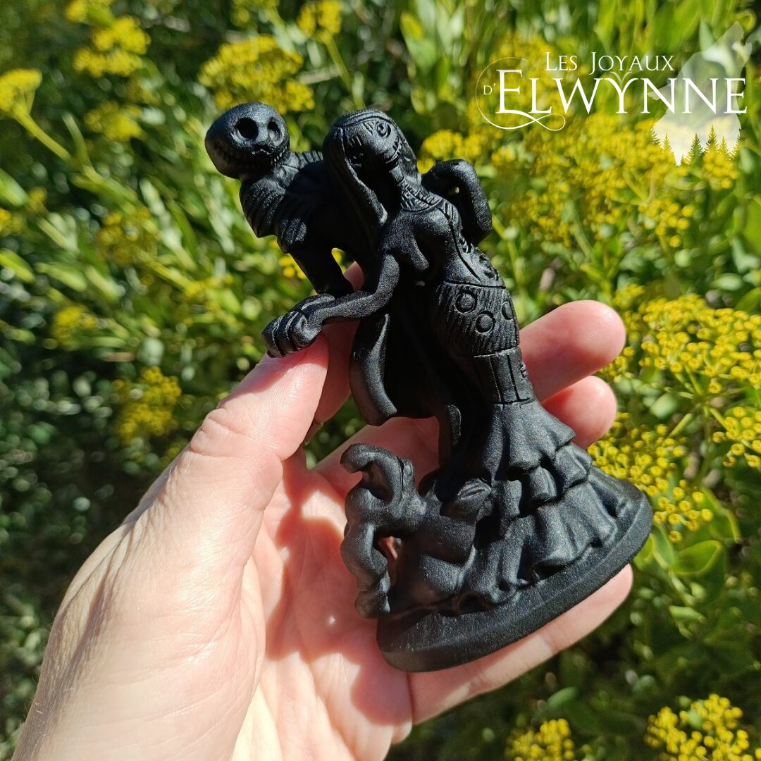 Sculpture Jack & Sally en Obsidienne noire où Yooperlite – Image 7