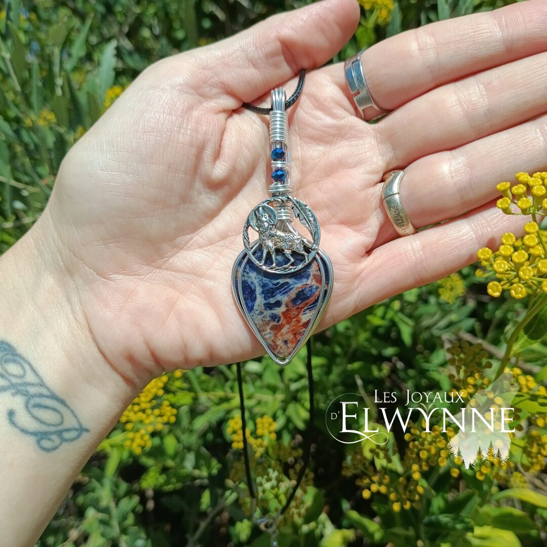 Pendentif Loup en Sodalite – Image 3
