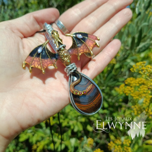 Pendentif Dragon et son œil de fer