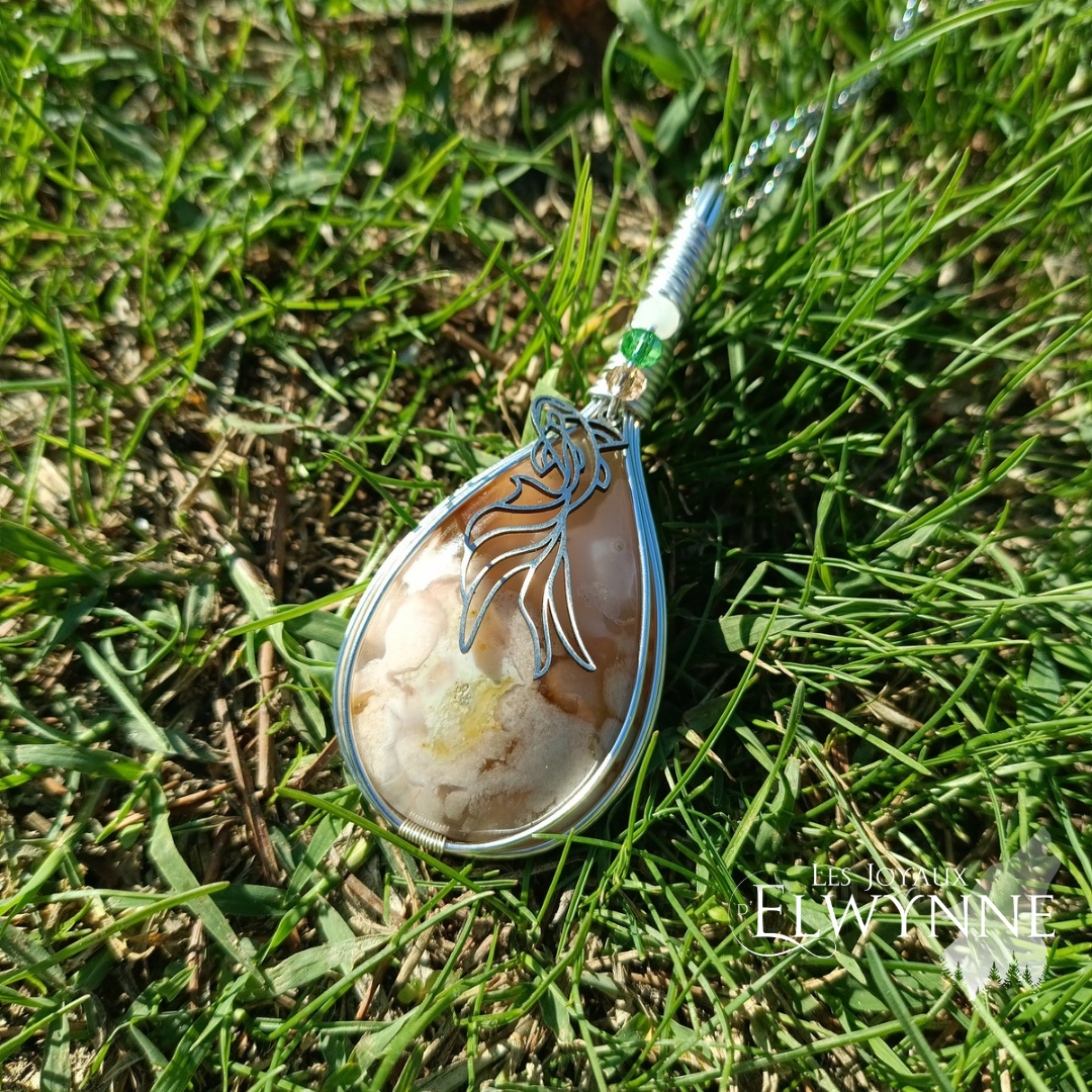 Pendentif Carpe Koï et son agate fleur – Image 2